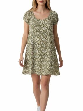Daisy Delilah Women’s M Olive Floral Mini Dress Short Sleeve Keyhole Back Detail
